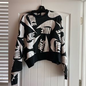 Nike Logo Crewneck Sweatshirt